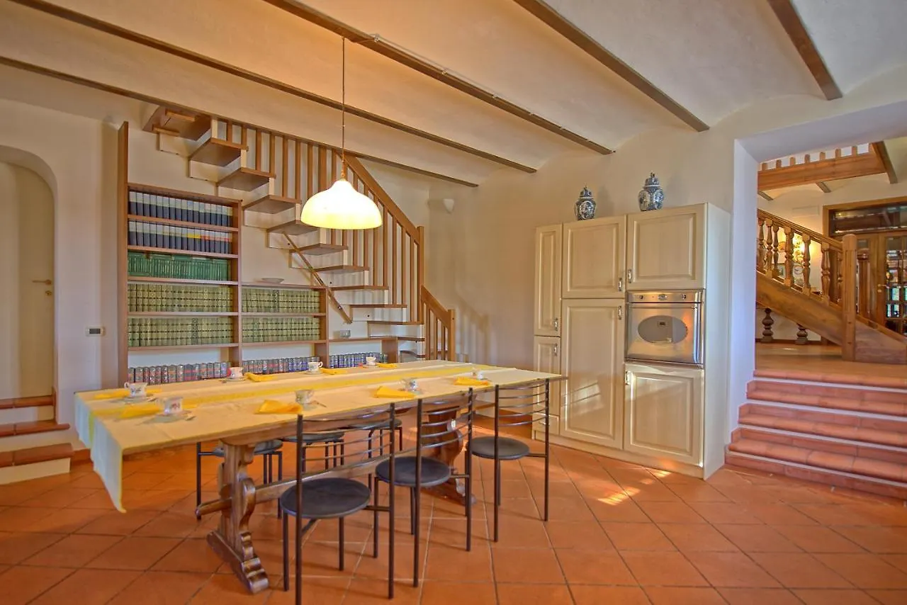 Villa Lorena By Posarellivillas Pieve San Giovanni Italien